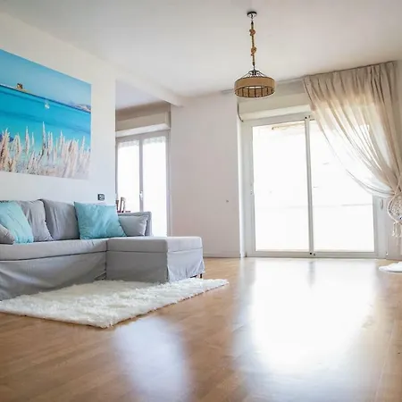 Bay View Apartment